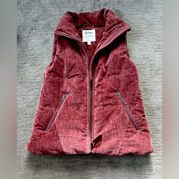 dylan Jackets & Blazers - DYLAN LOS ANGELES PUFFED VEST. THICK. MAUVE COLOR. MEDIUM. NWOT.